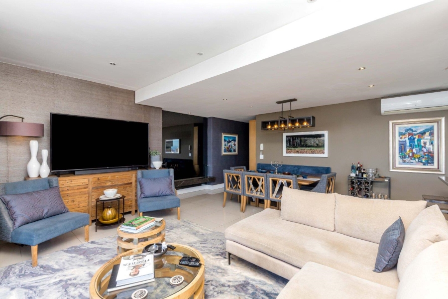 2 Bedroom Property for Sale in Sea Point Western Cape